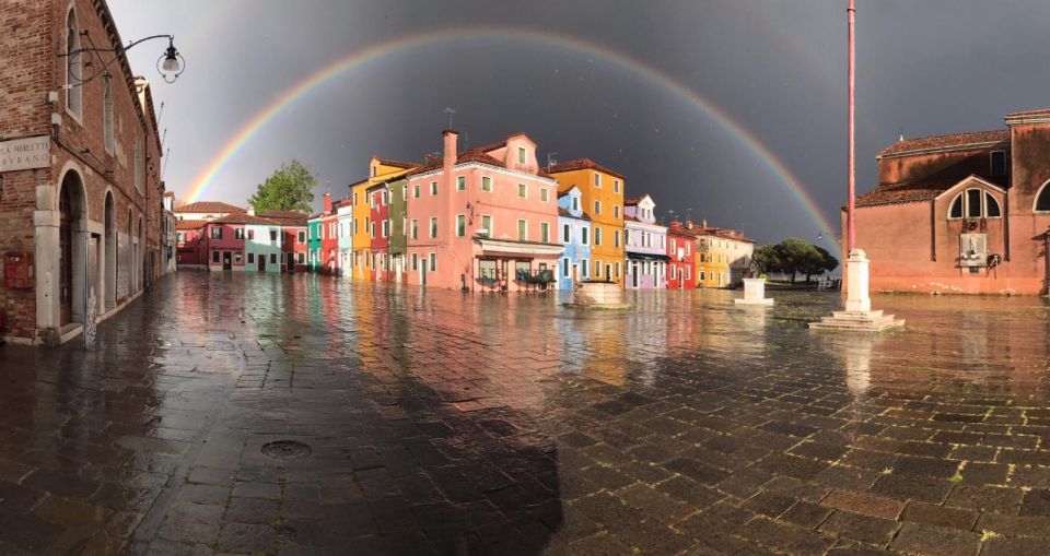 Venice: Private Boat Tour to Murano, Burano, and Torcello