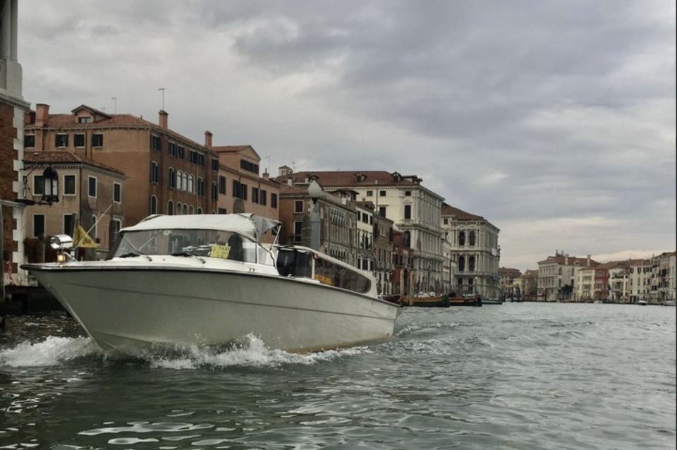 Venice: Private Boat Transfer From Cruise Terminal to Hotel