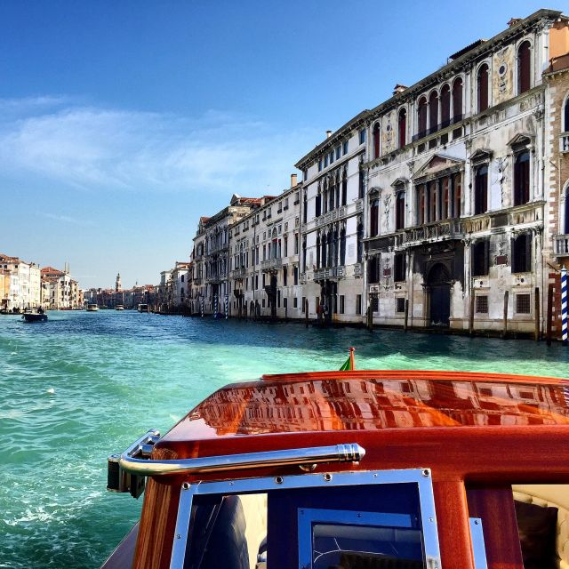 Venice: Private Transfer From Train Station by Water Taxi