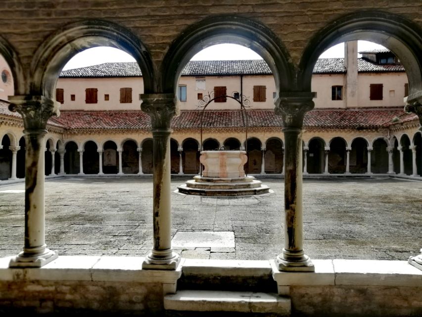 Venice: San Michele Cemetery Island Vaporetto & Walking Tour - Tour Overview