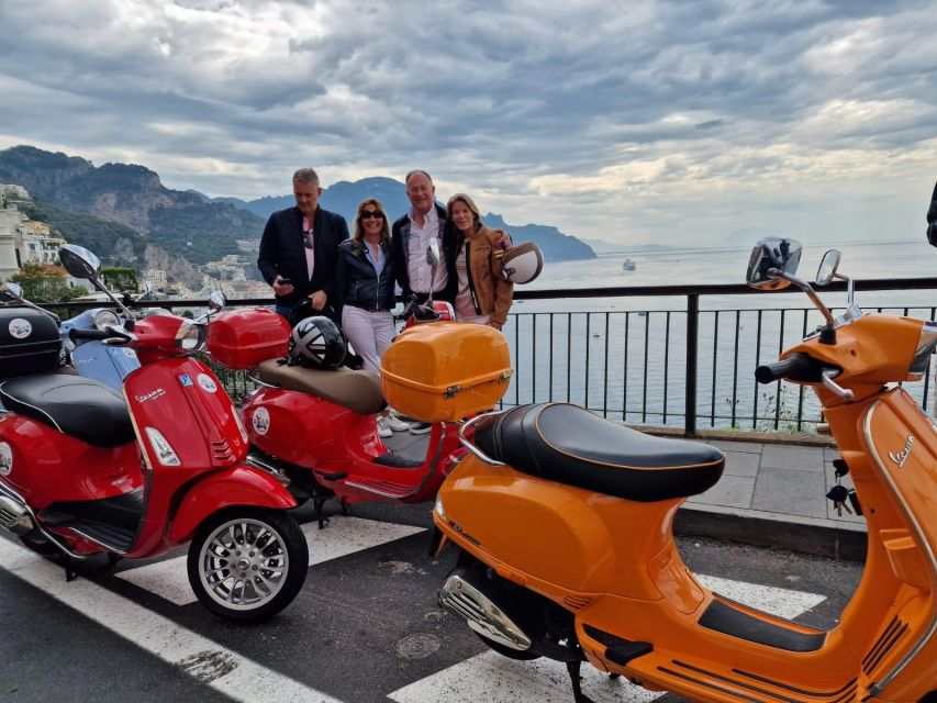 Vespa Tours:Two Romantic And Enchanting Routes In The Saddle