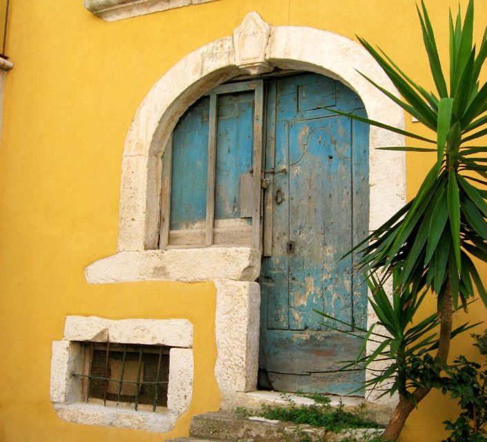 Vico Del Gargano Tour: Quaint Old Town On The Sea