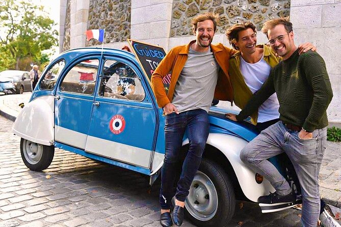 Vintage 2CV Adventure: 2-Hour Paris Highlights Tour