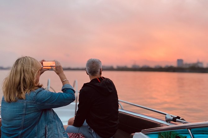 VIP Sunset Cocktail Tour by Speed Boat