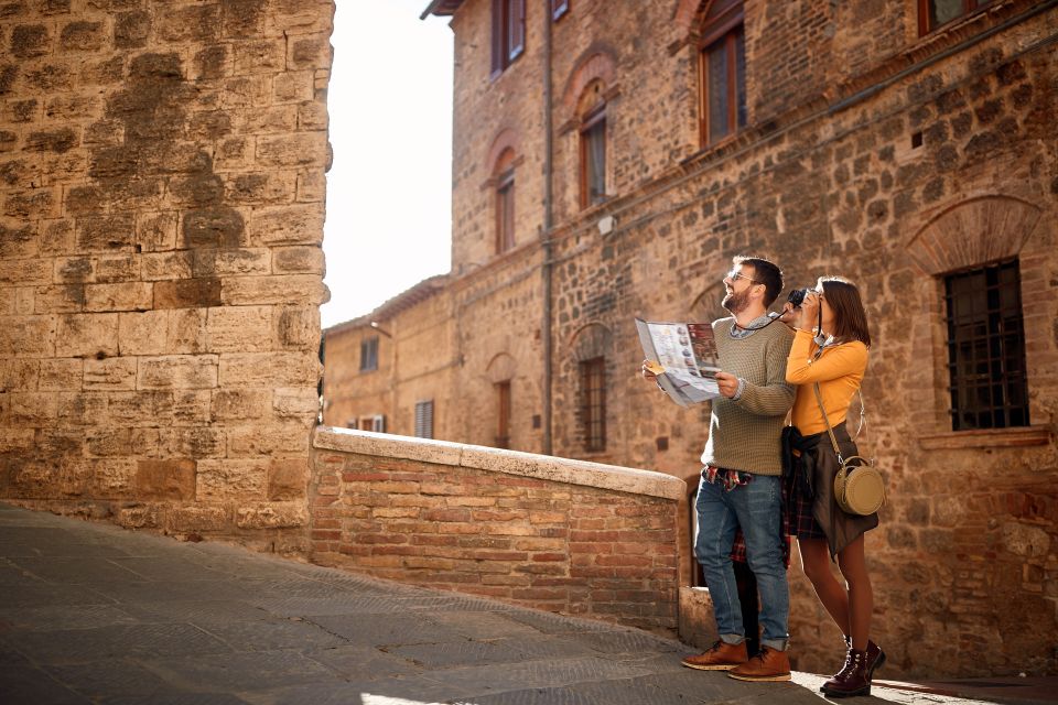 Volterra: Piazza Dei Priori & Cathedral Private Walking Tour