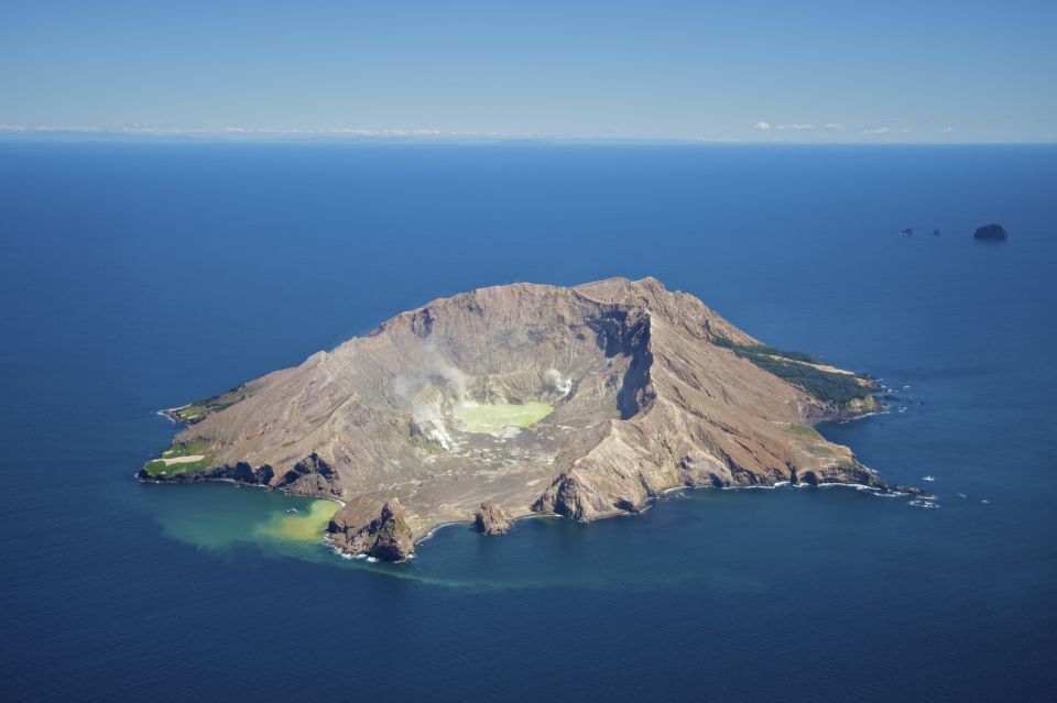 White Island & Whale Island 1-Hour Volcano Scenic Flight - Tour Overview