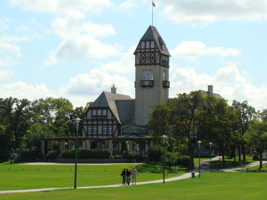 Winnipeg: Assiniboine Park Self-Guided Smartphone Audio Tour