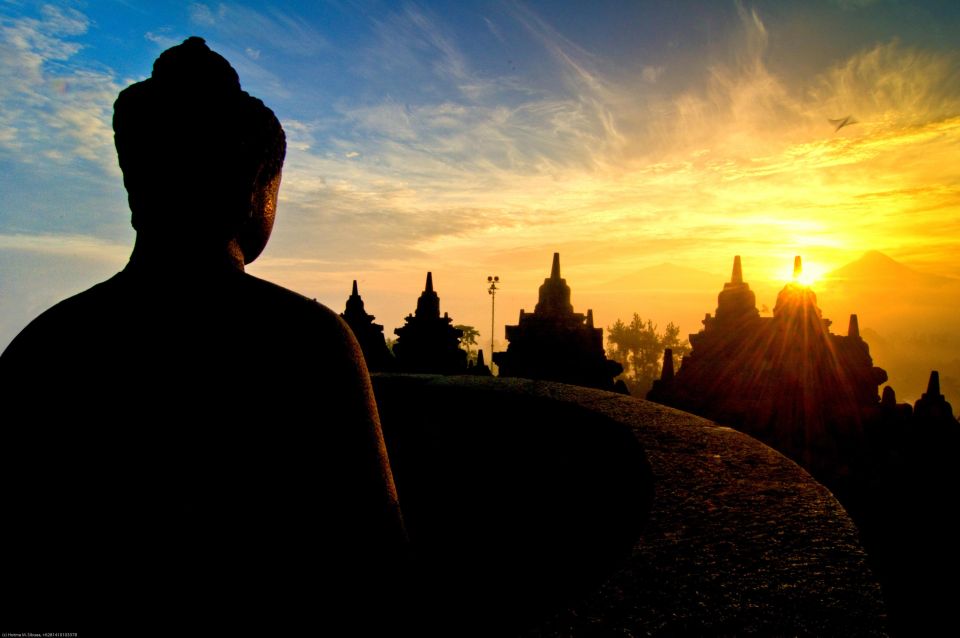 Yogyakarta: Borobudur & Kedung Kayang Waterfall