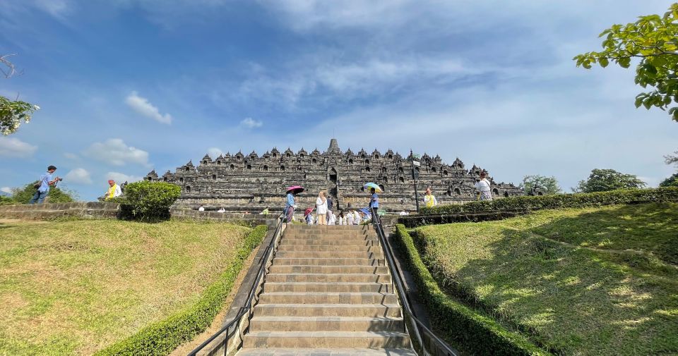 Yogyakarta: Borobudur & Prambanan, Mount Merapi, Ramayana Dance