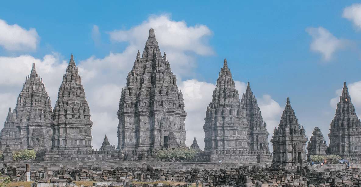 Yogyakarta: Explore Hidden Temple and Prambanan