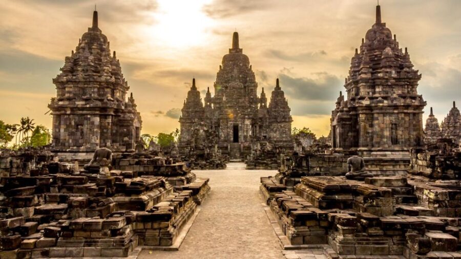 Yogyakarta: Merapi Sunrise, Jomblang Cave & Prambanan Sunset - Mount Merapi Sunrise Tour