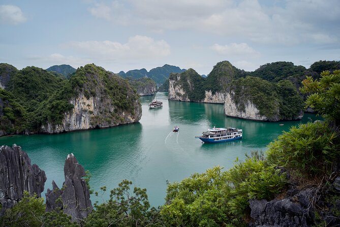 2 Days Adventure Cruise in Ha Long Bay - Key Points