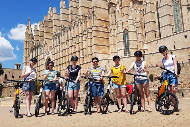 2 Hours Sightseeing E-Bike Tour in Palma De Mallorca - Meeting Point and Schedule