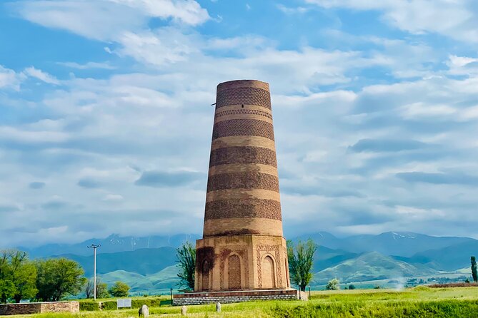 3 Days Tour Issyk Kul Lake: Eagle Show and Nomadic Living - Unique Experiences at Issyk Kul