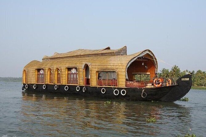 3 Nights 4 Days Munnar Alleppey Private Tour With Exclusive Houseboat Stay - Inclusions and Exclusions