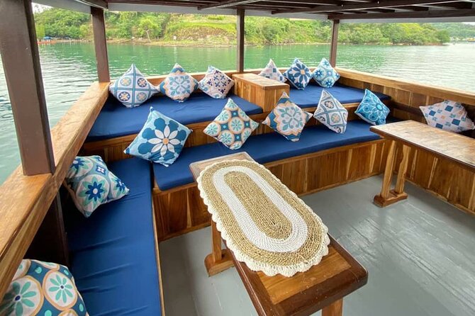 3DAYS Komodo Tour by Private Boat for 10 Pax - Inclusions and Amenities