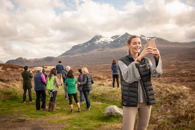 4-Day Isle of Skye and Highlands Small-Group Tour From Edinburgh - Visit Eilean Donan Castle