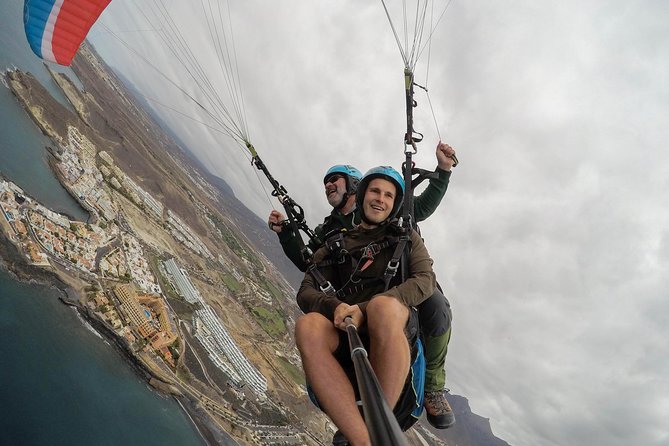 Acrobatic Paragliding Tandem Flight in Tenerife South - Included in the Experience