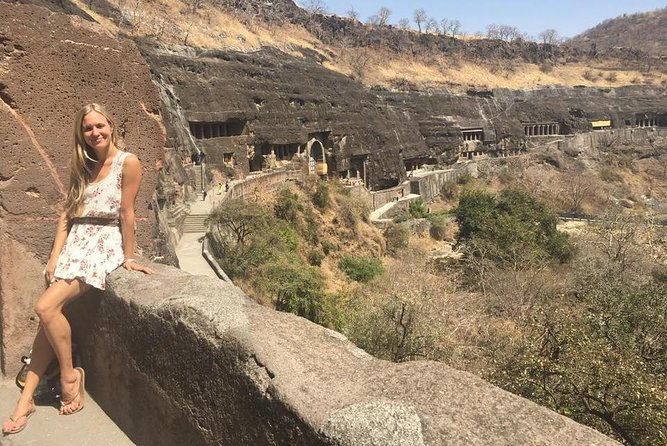 Ajanta Ellora Caves Combo- 2 Day Guided Private Tour - Discovering the Ellora Caves