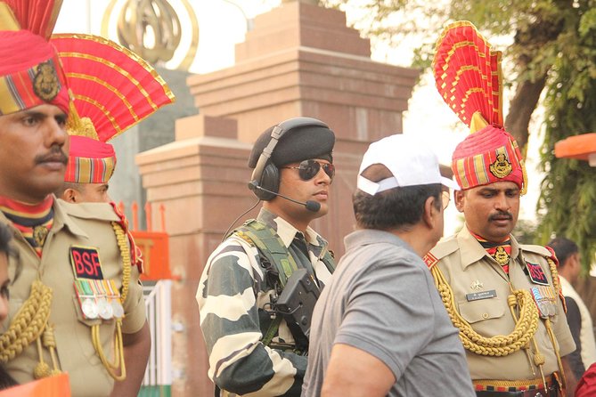 Amritsar Wagah Border Tour - Tour Inclusions and Amenities