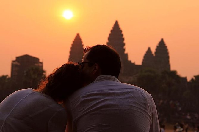 Angkor Sunrise Jeep Tour - Inclusive Breakfast & Lunch - Important Information