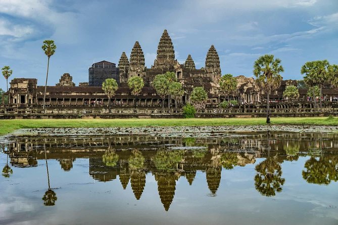 Angkor Wat Sunrise Private Tour - Pickup and Start Time