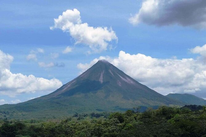Arenal Volcano, La Fortuna Waterfall, Hot Springs Combo Tour With Lunch & Dinner - Highlights of the Tour