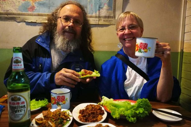 Authentic Old Beijing Hutong Food and Beer Private Tour - Highlights of the Old Hutong Area