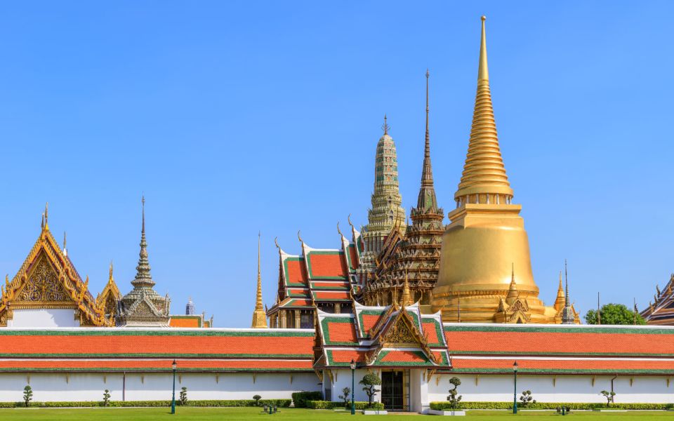 Bangkok: Grand Palace, Wat Pho, & Wat Arun Walking Tour - Included in the Tour