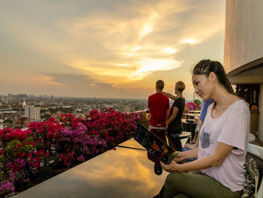 Bangkok's Iconic Chinatown Experience: Sites & Street Bites - Indulging in Delectable Street Bites