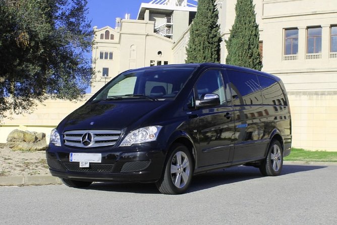 Barcelona Private Transfer: Central Barcelona to Cruise Port - Inclusions and Amenities