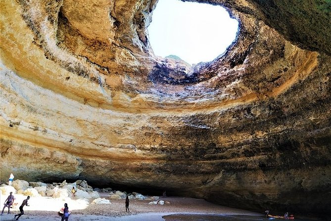 Benagil And Dolphins Tour - Visiting the Benagil Cave