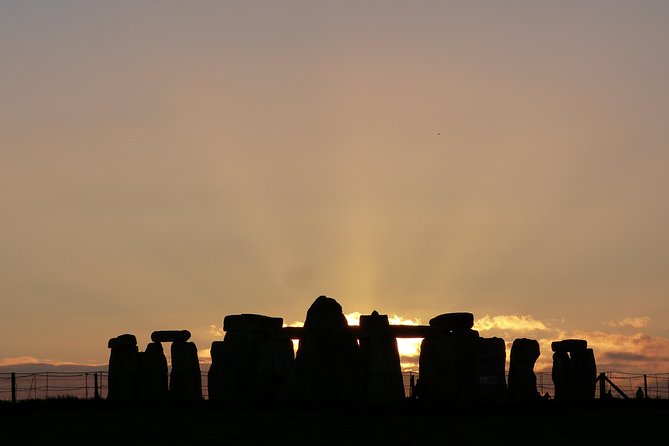 Bespoke Private Tours of Stonehenge and Avebury by Car With Local Guide - Pickup and Meeting Points