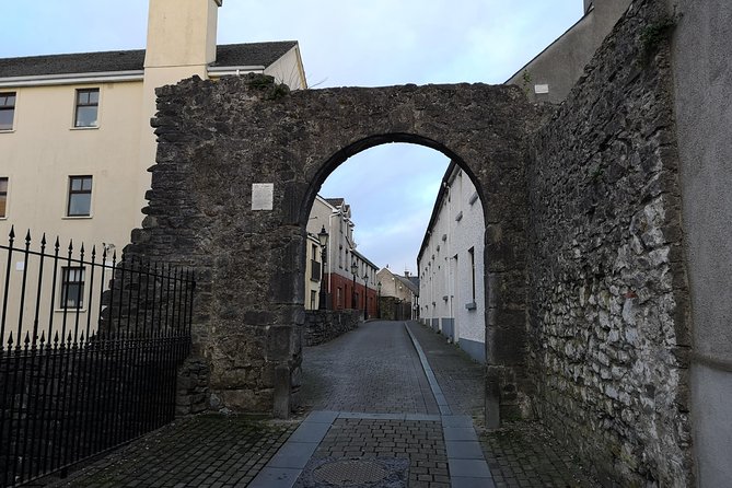 Best of Kilkenny, Two Hour Walking Tour With a Qualified Guide - Discovering the Medieval Mile