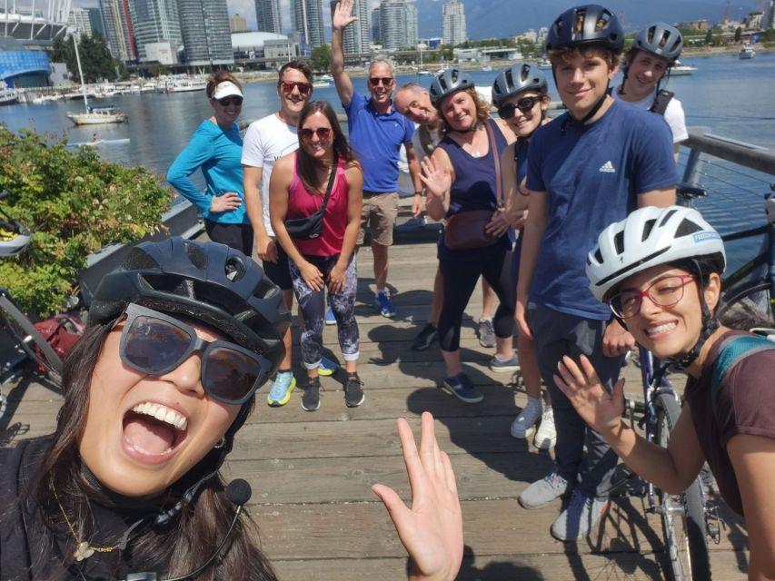 Bike Vancouver: Stanley Park, Granville Island & Gastown - Exploring Stanley Park