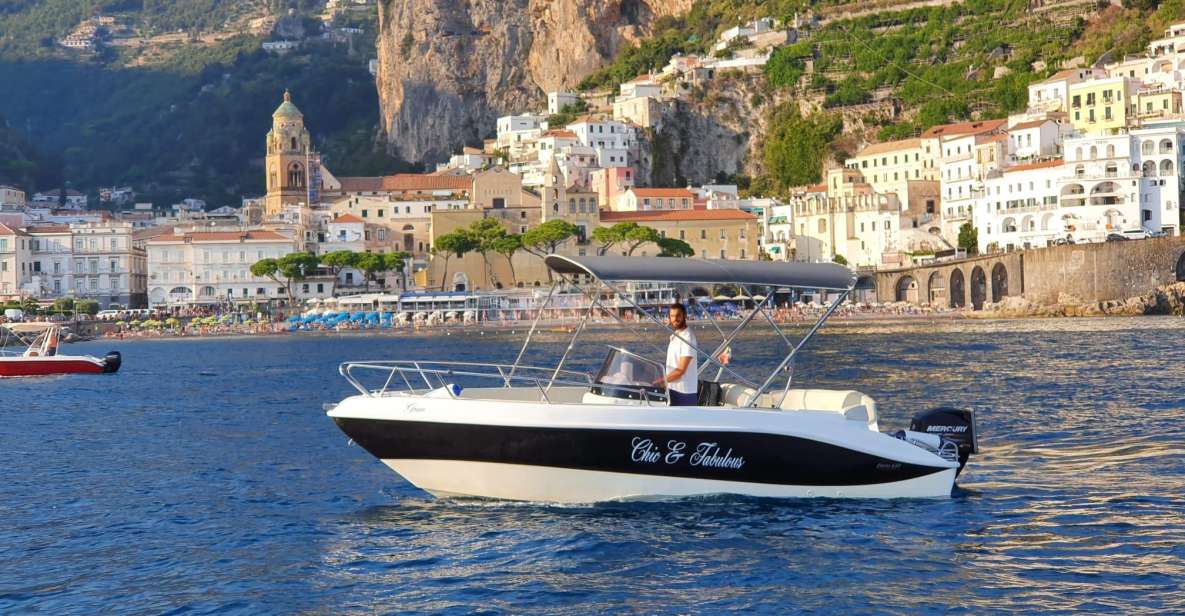 Boat Rental: Discover Beaches, Caves and Hidden Coves - Boat Features