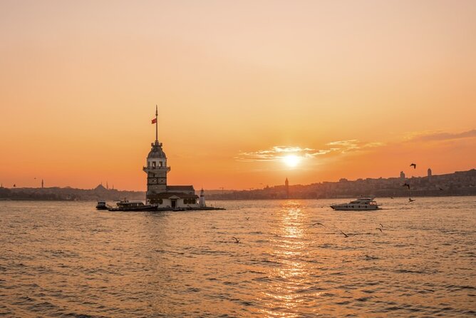 Bosphorus Cruise Boat Tour In Istanbul For 2 Hours - Tour Inclusions