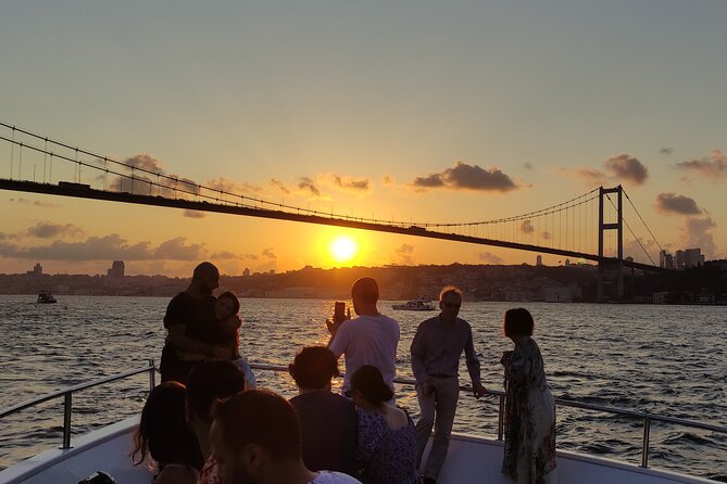 Bosphorus Sunset Cruise Tour, Feel Special On A Luxury Yacht - Meeting Point and Accessibility