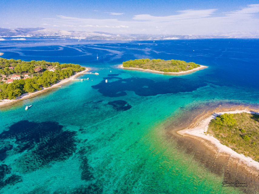 Brač: Private Boat Tour to the Blue Lagoon & Trogir