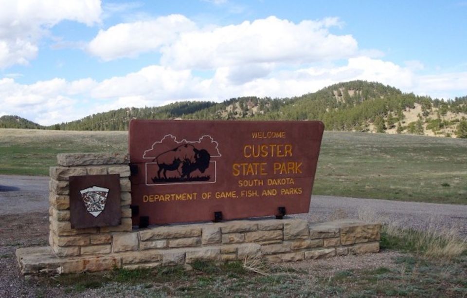 Buffalo Jeep Safari & Mammoth Site Tour - Booking Information