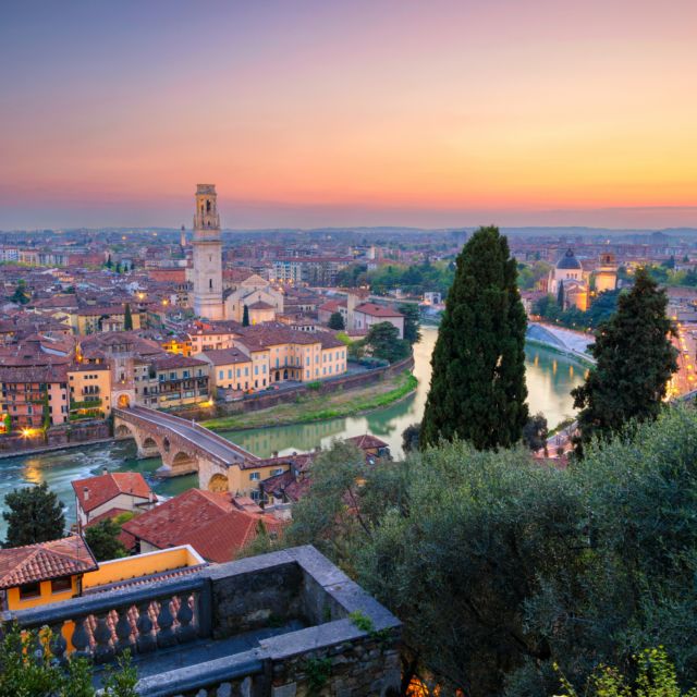 By Train From Venice: Tour in Verona (Self-Guided Tour) - Sightseeing Highlights in Verona