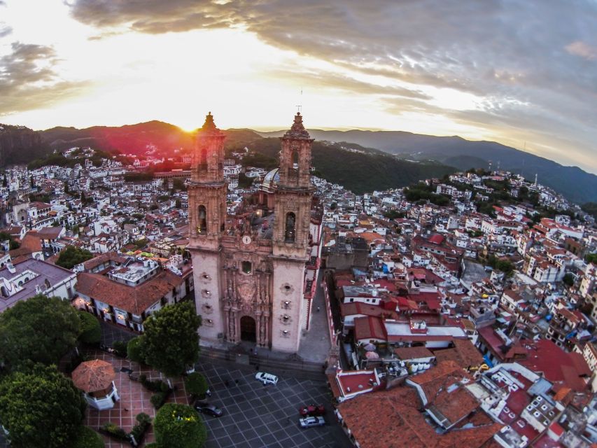 Celebration of the Passion of Christ in Taxco - Panoramic Tour of Cuernavaca