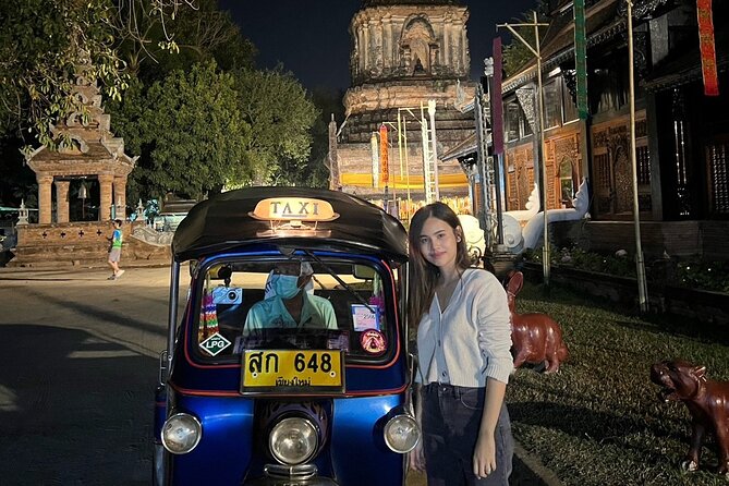 Chiang Mai Temples and Market Tuk-Tuk Evening Night Tour - Included in the Tour