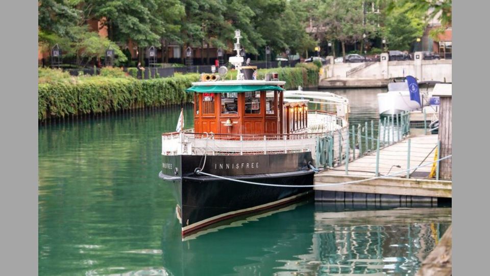 Chicago: Architecture Boat Tour With Drinks - Architectural Highlights