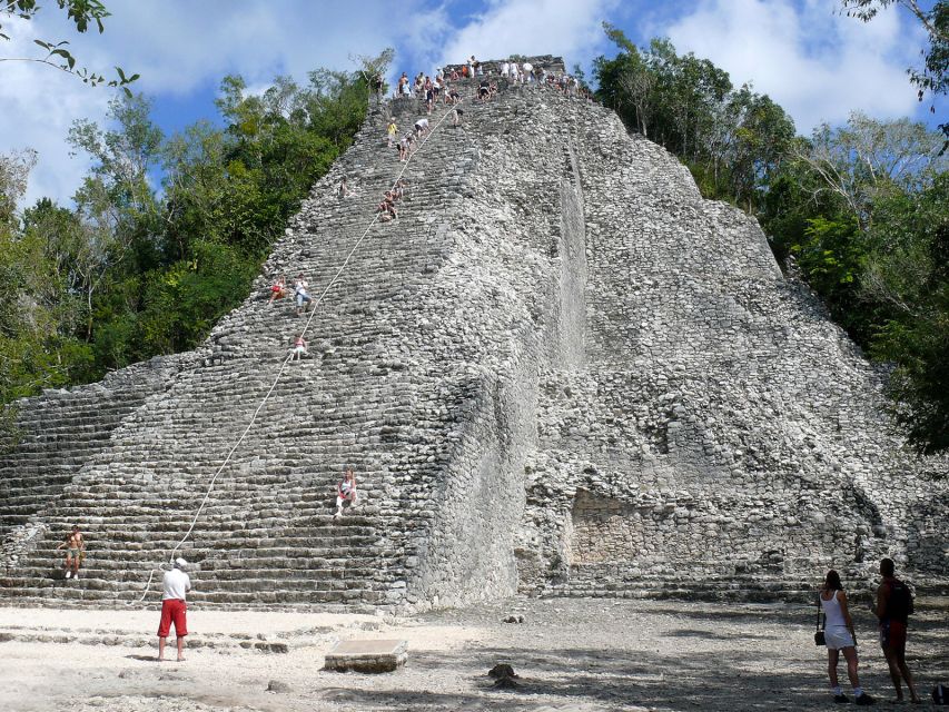 Chichen Itza, Coba and Tulum Private Tour With Lunch - Discovering Chichen Itza