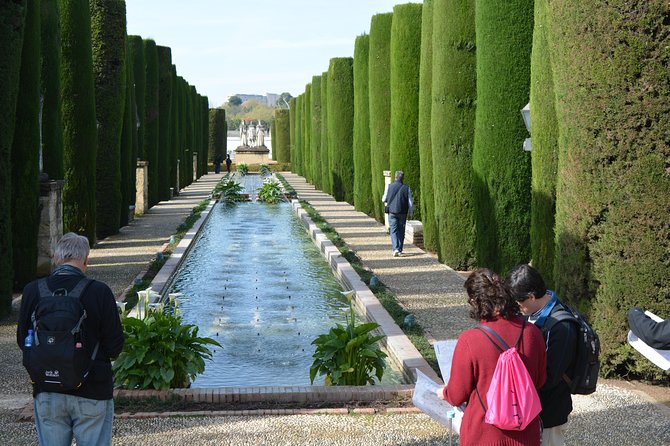 Cordoba Tour With Alcazar, Synagogue & Mosque Skip the Line - Key Monuments and Sights