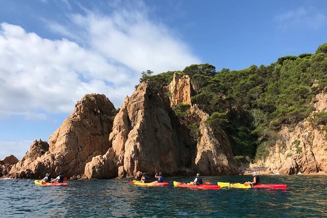 Costa Brava - Sant Feliu De Guíxols / Kayaking and Snorkelling Tour - Accessibility and Restrictions