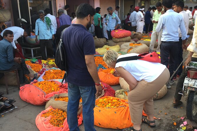 Cultural Walk and Food Tasting In Jaipur - Inclusions and Exclusions