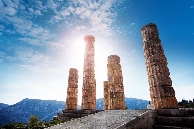 Delphi, Thermopylae, Corycian Cave 300 Spartans Tour From Athens - Delphi UNESCO Site