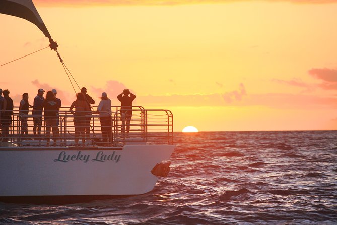 Deluxe Na Pali Sunset Tour on the Lucky Lady - Tour Inclusions